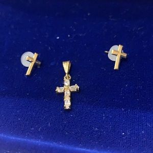 Beautiful 10K gold set